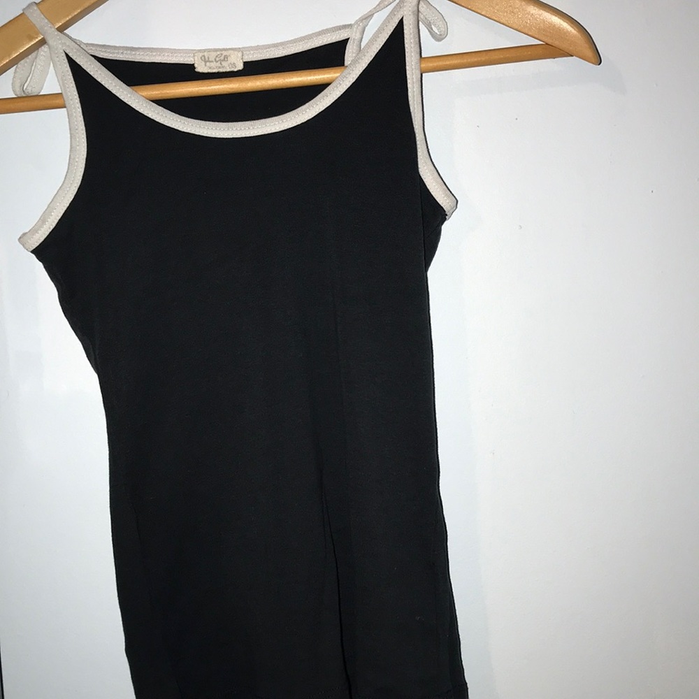 Brandy Melville tank top💙